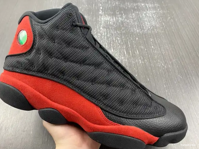 HYPE 414571-004 13 (2017) Retro Jordan Bred 0601